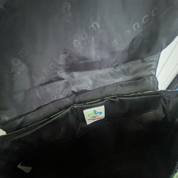 Emerald Green Geometric Diaper Shoulder Bag with Adjustable Strap - Picture 4 of 12